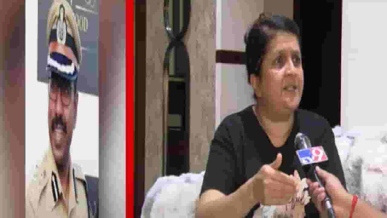 Anjali Damania : गुन्हे दाखल असताना सुपेकरांच्या मेहुण्याचं प्रमोशन कसं? दमानियांकडून एकच मागणी, म्हणाल्या.... Anjali Damania : गुन्हे दाखल असताना सुपेकरांच्या मेहुण्याचं प्रमोशन कसं? दमानियांकडून एकच मागणी, म्हणाल्या....