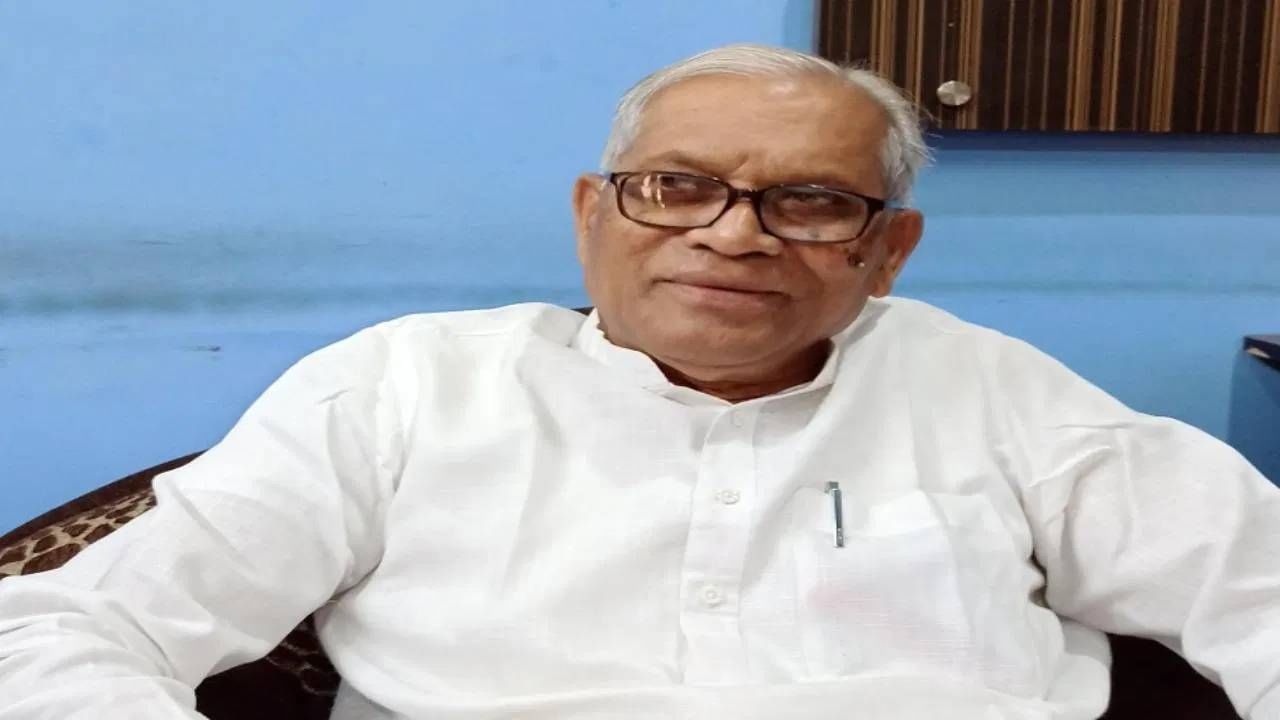 डिलिस्टिंग धर्मांतर रोखण्यासाठी मोठे अस्त्र ठरू शकते, आदिवासींसाठी धर्म कोड हवा, माजी केंद्रीय मंत्री अरविंद नेताम यांचं मोठं विधान