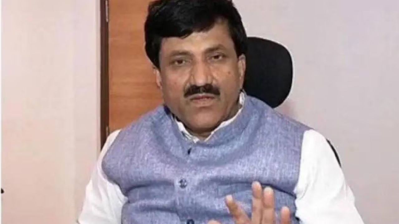 Babanrao Lonikar : तुमच्या अंगावरचे कपडे, चप्पलसुद्धा आमच्यामुळंच आहे..., बबनराव लोणीकर बरळले