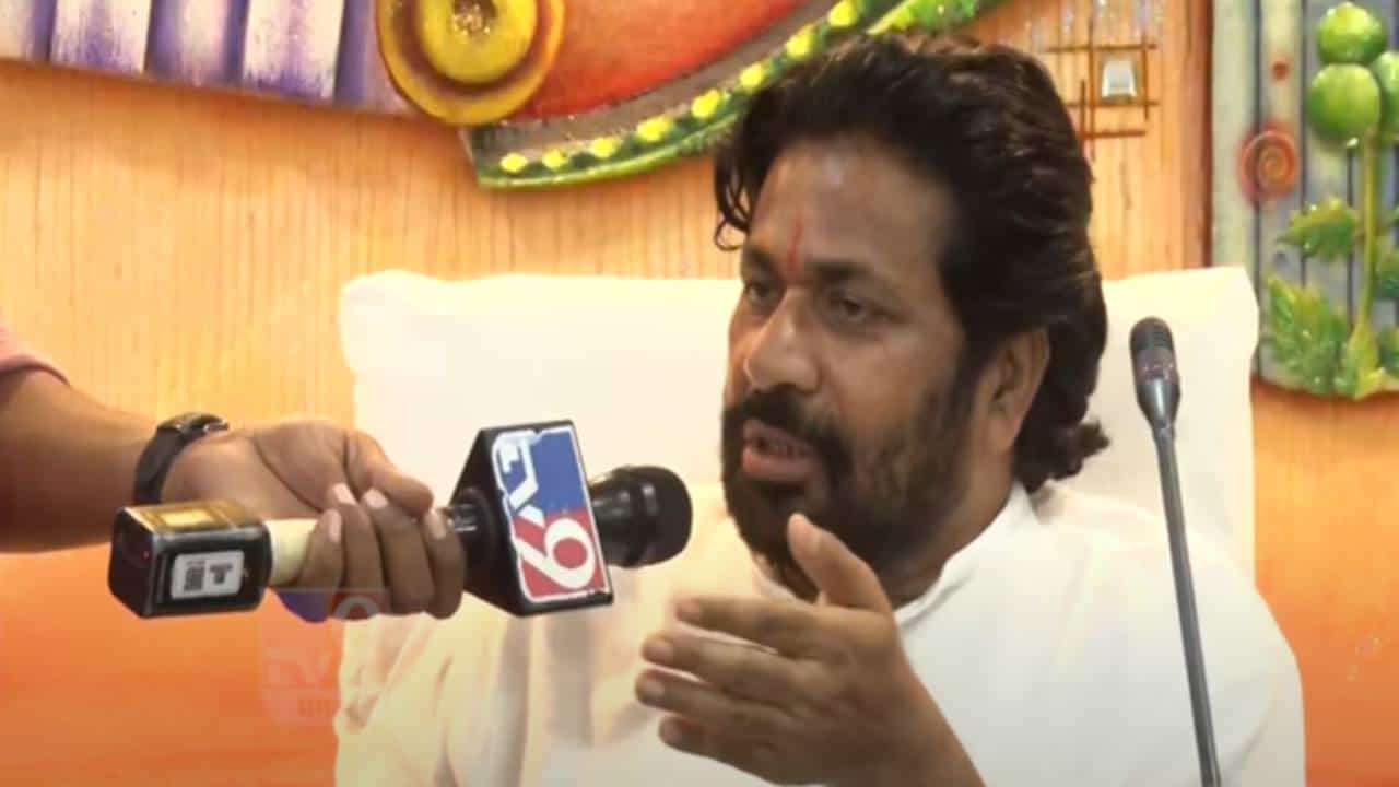 Bachchu Kadu : दिव्यांग अन् बळीराजासाठी लढणारा नेता मराठीसाठी मैदानात; बच्चू कडू म्हणाले..तर मोर्चात सहभागी होणार