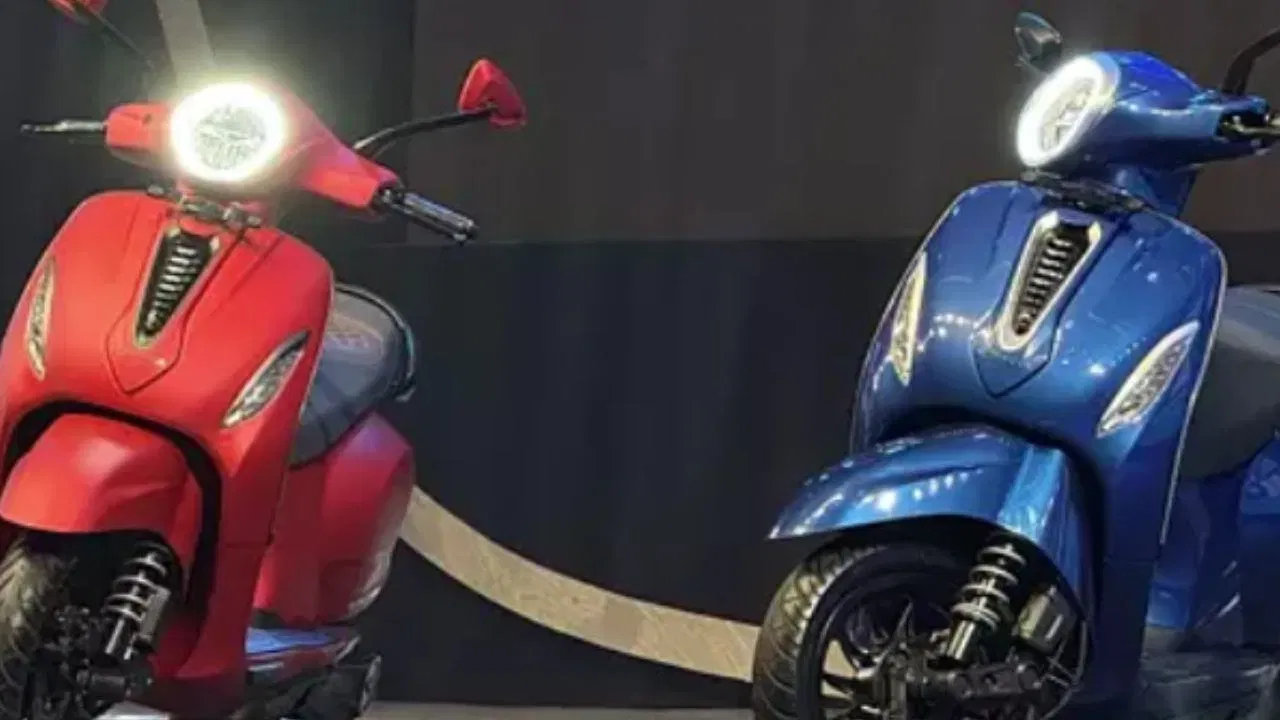 बजाज लाँच करणार सर्वात स्वस्त इलेक्ट्रिक स्कूटर , किती असेल किंमत, काय असतील फीचर्स? बजाज लाँच करणार सर्वात स्वस्त इलेक्ट्रिक स्कूटर , किती असेल किंमत, काय असतील फीचर्स?
