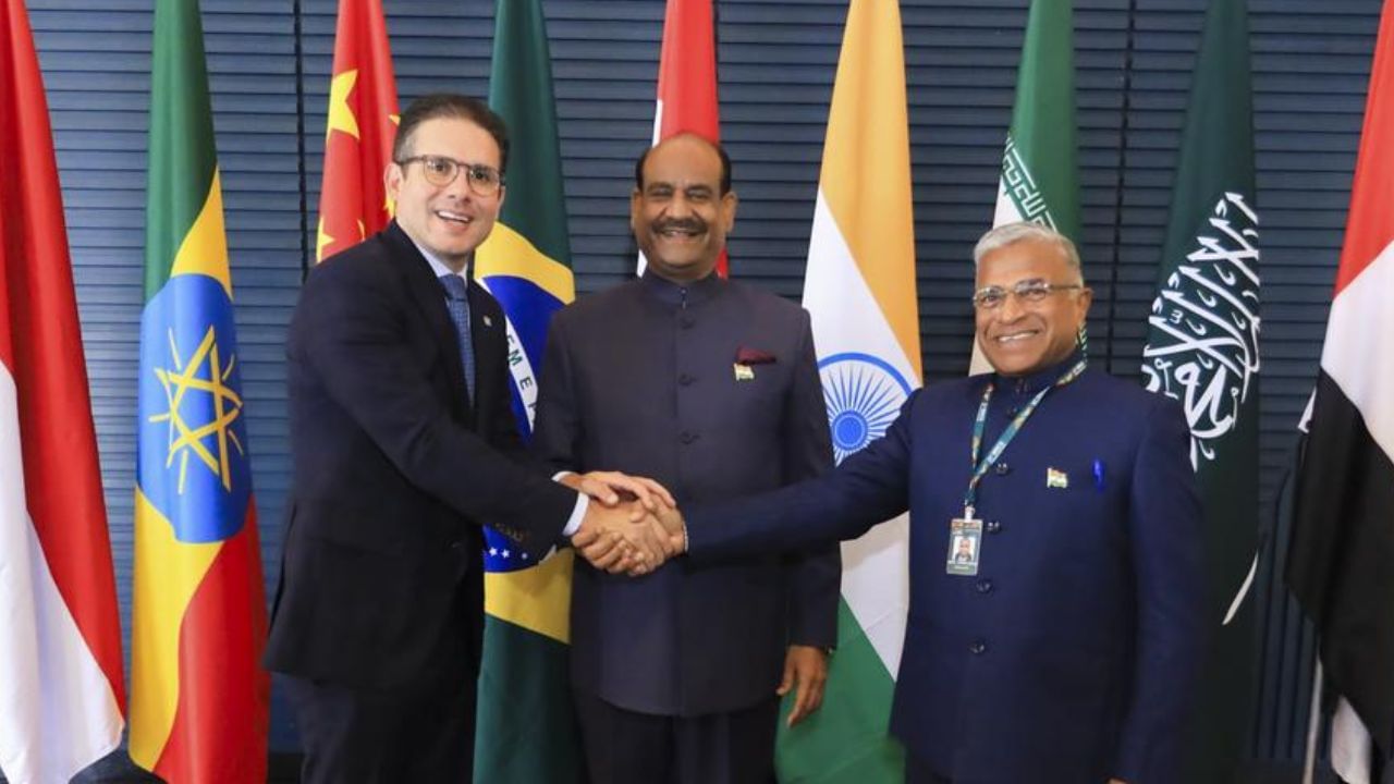 पाकिस्तानला जोरदार झटका, या जागतिक व्यासपीठावर चीनसह, मुस्लीम राष्ट्रांनी दिली भारताची साथ