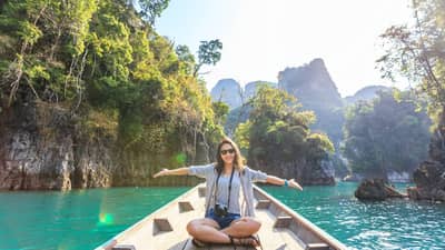 तुमच्या बजेटनुसार भारतातील या 5 लोकप्रिय ठिकाणांना देऊ शकता भेट