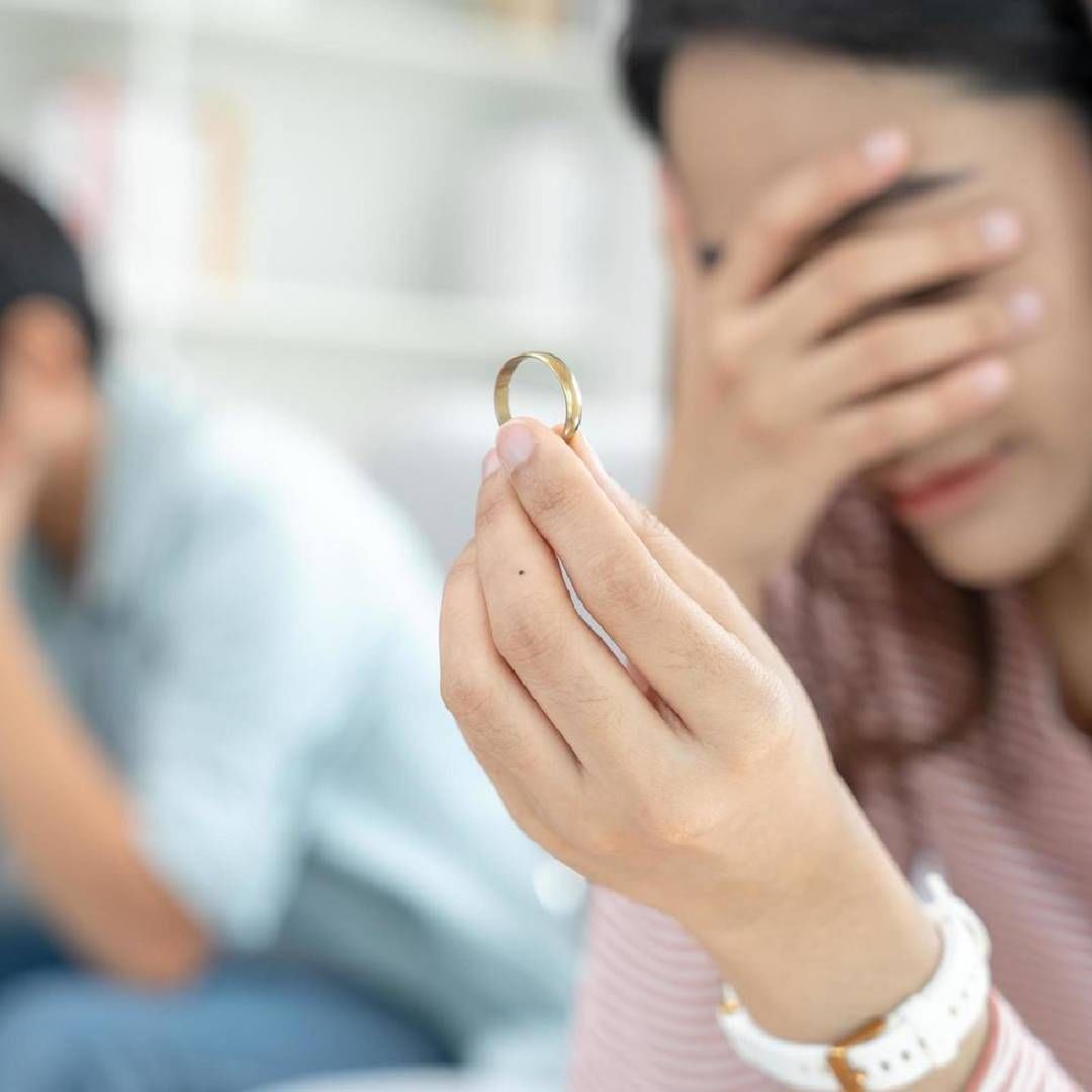 मानसशास्त्रज्ञांच्या मते जेव्हा आपल्यावर एखादं संकट येतं तेव्हाच लोक त्यांच्या आनंदाची खऱ्या अर्थाने किंमत करायला शिकतात. म्हणूनच जीवनात प्रतिकूल परिस्थिती असणंही महत्त्वाचं असतं. 
