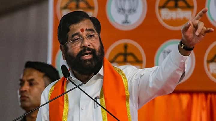 Eknath Shinde : याआधी 21 तारखेला आम्ही मॅरेथॉन योगा केलेला अन्..., शिंदेंचा शिवसेनेतील बंडावरून ठाकरेंना खोचक टोला Eknath Shinde : याआधी 21 तारखेला आम्ही मॅरेथॉन योगा केलेला अन्..., शिंदेंचा शिवसेनेतील बंडावरून ठाकरेंना खोचक टोला