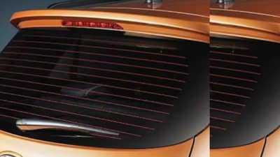 99 टक्के लोकांना माहिती नाही, गाडीच्या मागच्या काचेवर रेषा का काढल्या जातात? जाणून घ्या