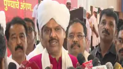 Devendra Fadnavis : आळंदीतील कत्तल खान्याच्या आरक्षणाबद्दल आणि शेतकरी कर्जमाफीबद्दल मुख्यमंत्री काय म्हणाले?