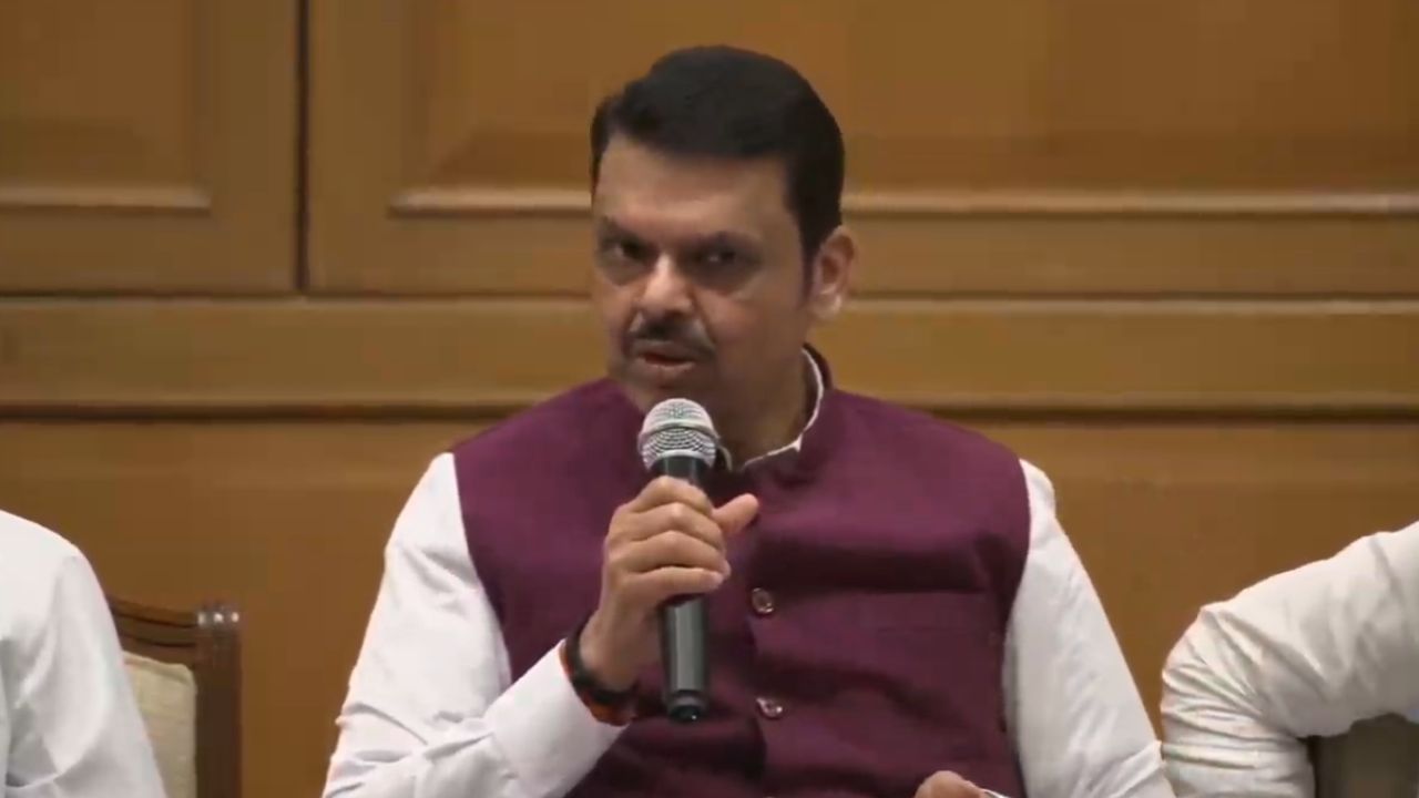 राज्य सरकारचा सर्वात मोठा निर्णय... अखेर हिंदी सक्तीचे जीआर रद्द