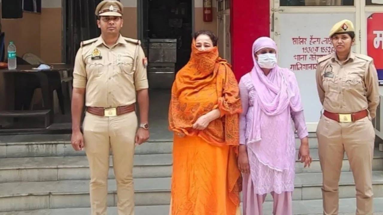 आश्रमात वेब सीरीज सारखं कांड! साध्वीवर बलात्कार, सगळेच हादरले