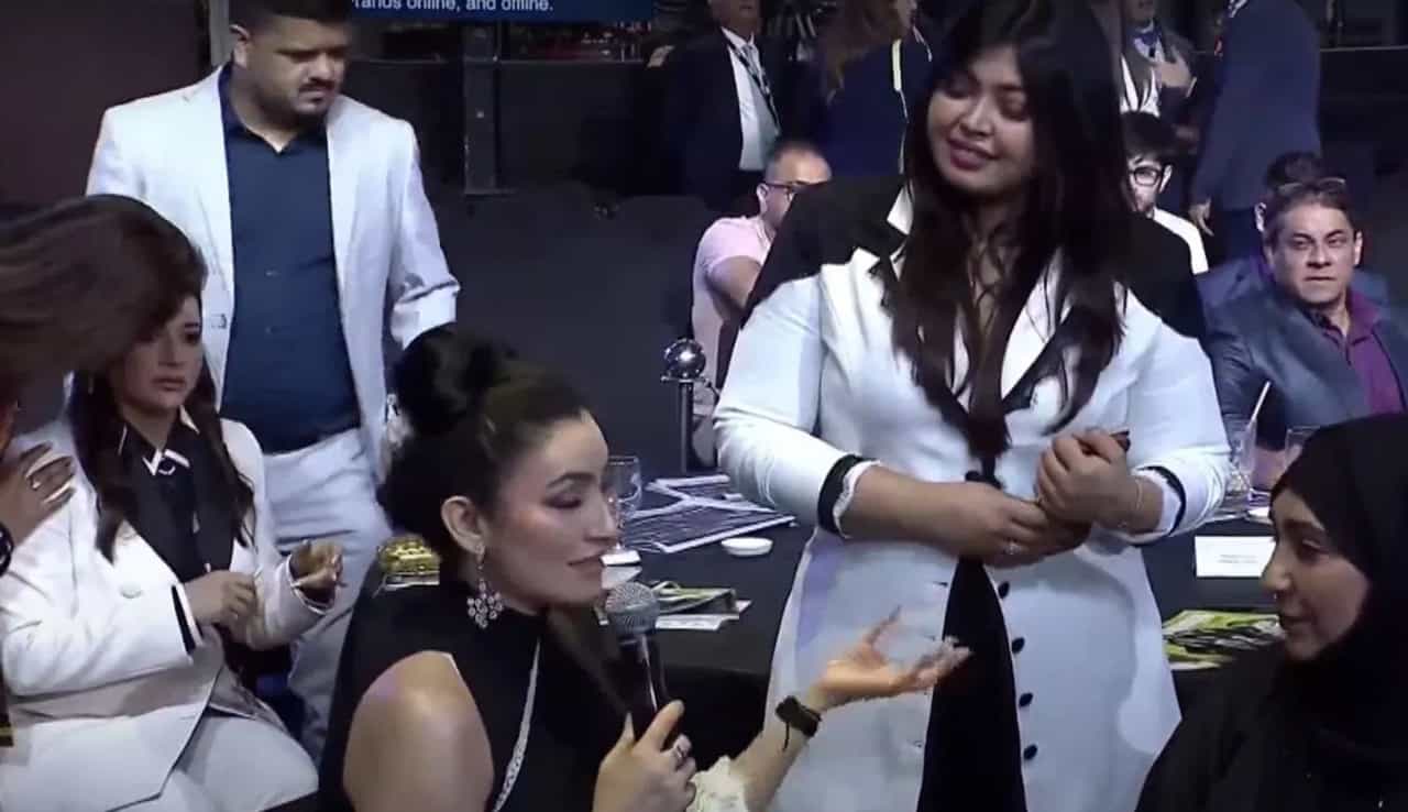 महिला आणि पुरुषात काही फरक नाही, न्यूज 9 ग्लोबल समिटमध्ये चर्चासत्राचा सूर