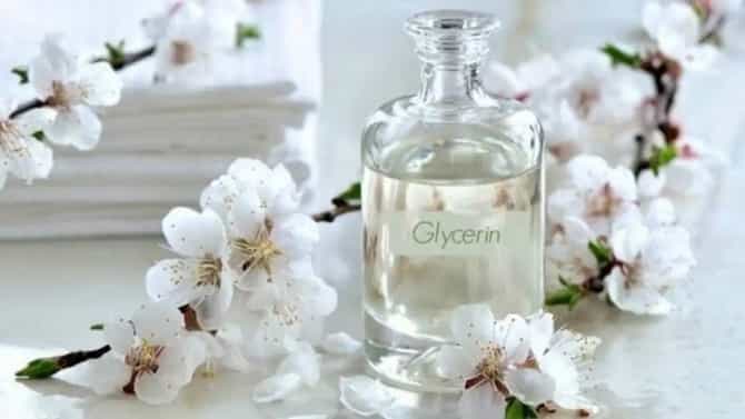 ग्लिसरीन कसे बनवले जाते? चेहऱ्यावर लावण्याचा सर्वोत्तम मार्ग काय?