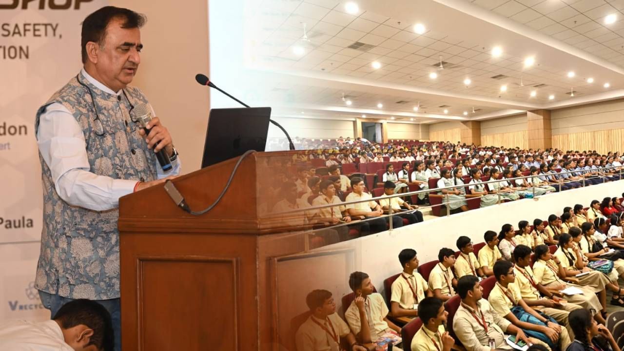 गोव्यात सायबर सुरक्षेवरील कार्यशाळेच्या मालिकेला मोठा प्रतिसाद, विद्यार्थ्यांसह वेगवेगळ्या क्षेत्रातील मान्यवरांची उपस्थिती!