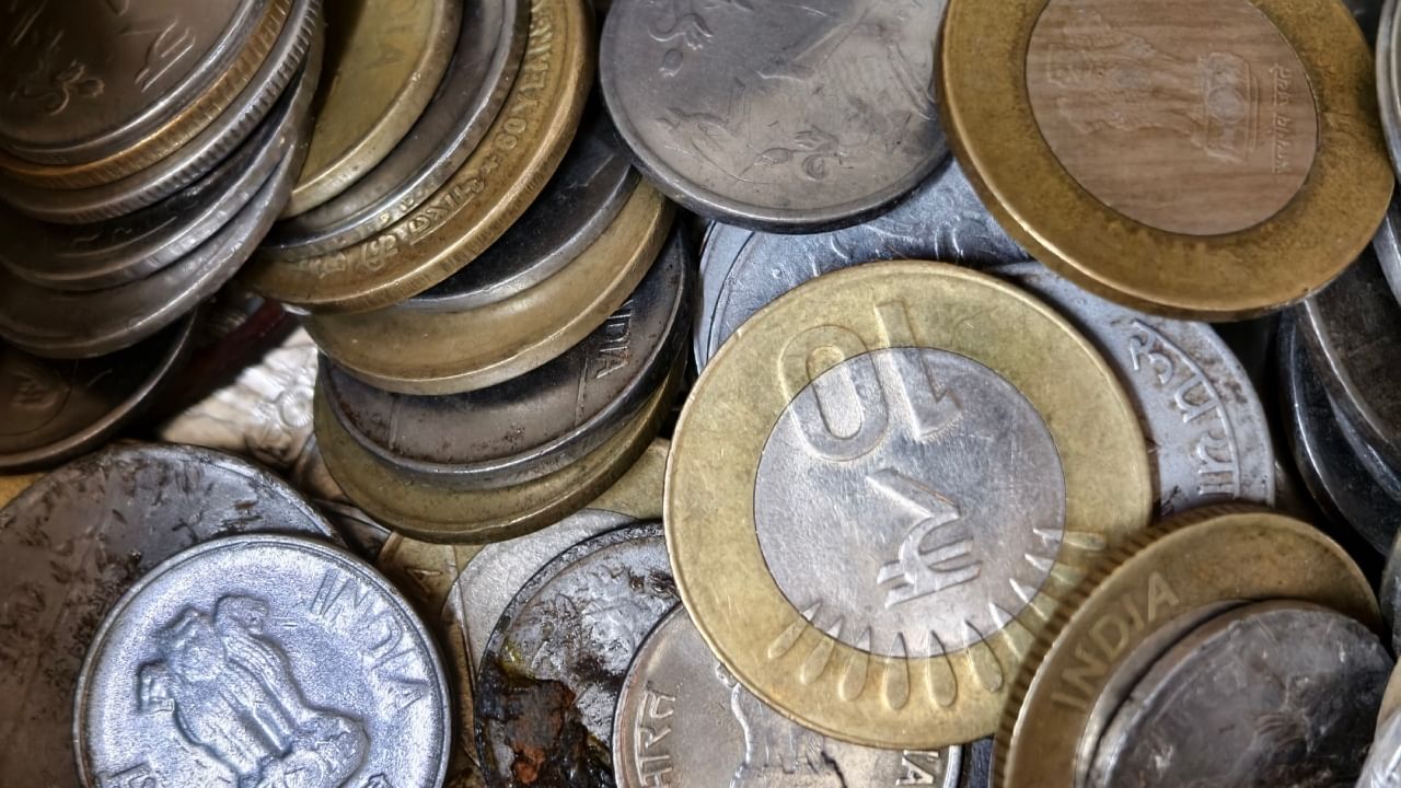 RBI चे प्रेस म्हैसूर आणि सालबोनी येथे आहेत, तर सरकारी प्रेस नाशिक आणि देवास येथे आहे.