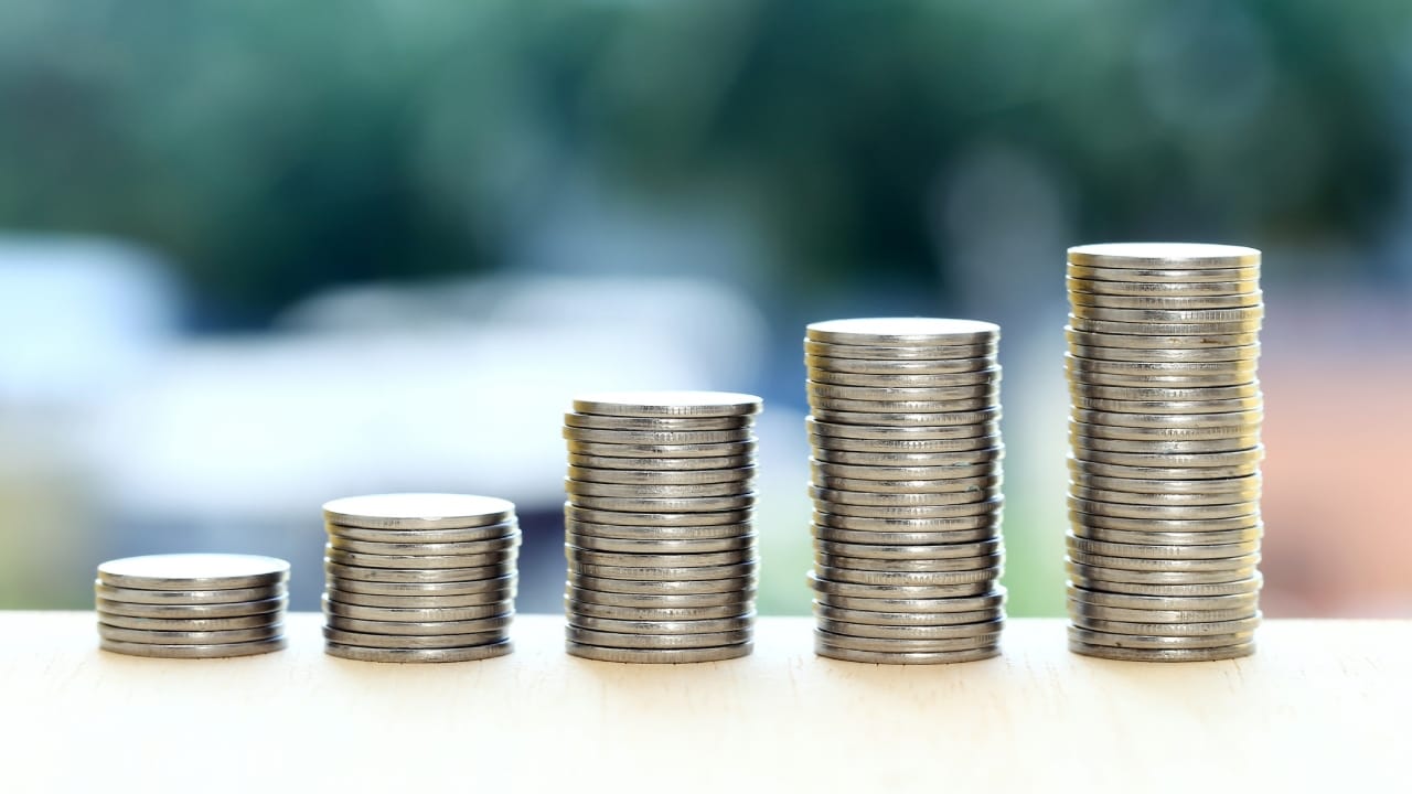 भारत सरकार आणि रिझर्व्ह बँक ऑफ इंडिया (RBI) द्वारे निर्मिती केली जाणाऱ्या चलनासाठी म्हणजेच नाणी आणि नोटांसाठी नेमका किती खर्च येतो, याबद्दलची माहिती समोर आली आहे.