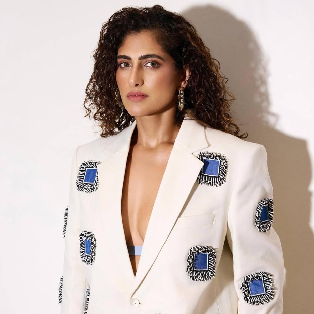 मानसिकदृष्ट्या आव्हानात्मक काळातून जात असतानाच कुब्राने पुस्तक लिहायचं ठरवलं होतं. या पुस्तकाच्या माध्यमातून तिने तिच्या मनातील सर्व भावना व्यक्त केल्या होत्या. त्यामुळे मनातील नकारात्मकता दूर झाली, असं तिने स्पष्ट केली. 
