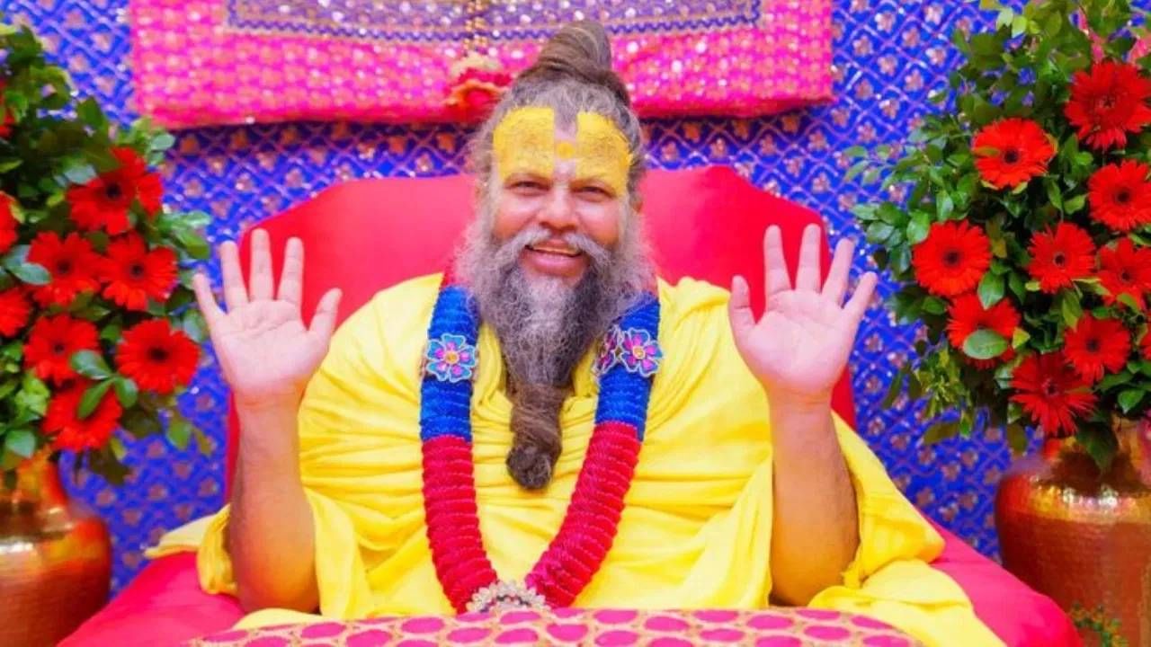 दरम्यान, प्रेमानंद महाराज यांना एका व्यक्तीने अजब प्रश्न विचारला. या प्रश्नाचे उत्तर मात्र त्यांनी फारच साध्या आणि सोप्या पद्धतीने दिले. या उत्तरामुळे संबंधित व्यक्तीचेही समाधान झाले.