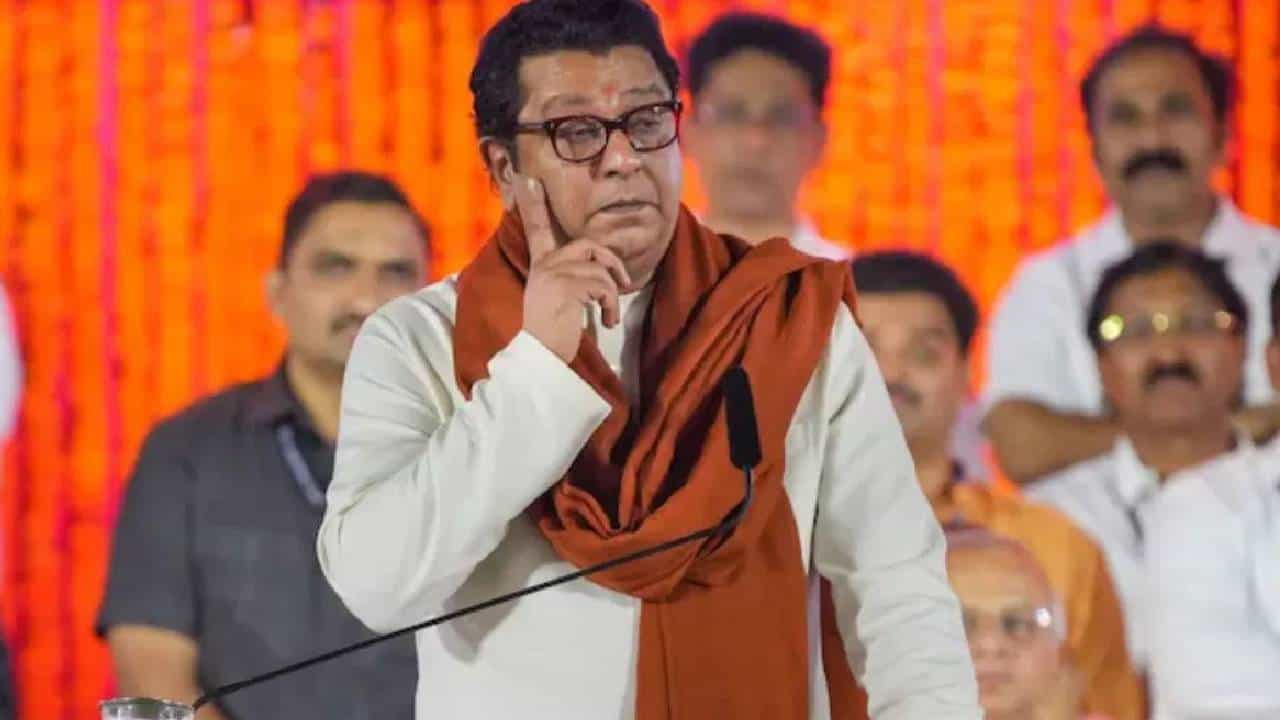 राज ठाकरेंना धक्का? मोठा नेता पक्षावर नाराज, एका पोस्टमुळं चर्चेला उधाण