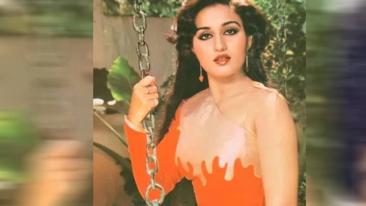 शत्रुघ्न सिन्हा आणि पूनम चंदीरामणी हे खूप प्रसिद्ध जोडपं आहे, पण एक काळ असा होता जेव्हा शत्रुघ्न सिन्हा यांचं नाव इतर अभिनेत्रीसोबतही जोडले गेलं होतं. ती अभिनेत्री दुसरी तिसरी तिसरी कोणी नसून रीना रॉय होती. दोघांचे नाते 7 वर्षे टिकले.