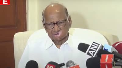 हिंदी भाषा सक्तीवर शरद पवारांची पहिली प्रतिक्रिया, म्हणाले फक्त सक्ती...