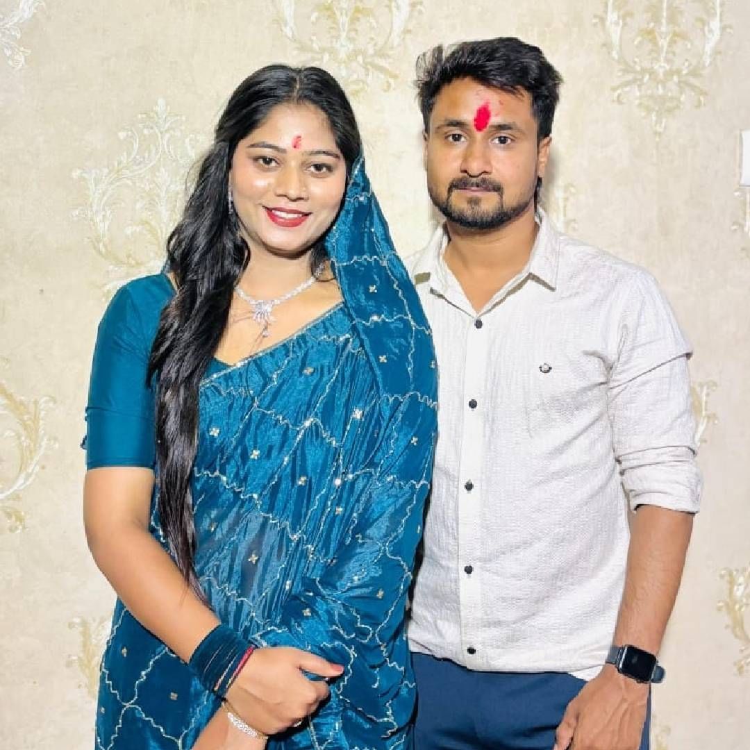 लग्नानंतरच्याही काही फोटोंमध्ये सोनम रघुवंशीचा ग्लॅमरस लूक पहायला मिळाला. काही फोटोंमध्ये तिच्या वैवाहिक आयुष्याची सुरुवात पहायला मिळतेय. 
