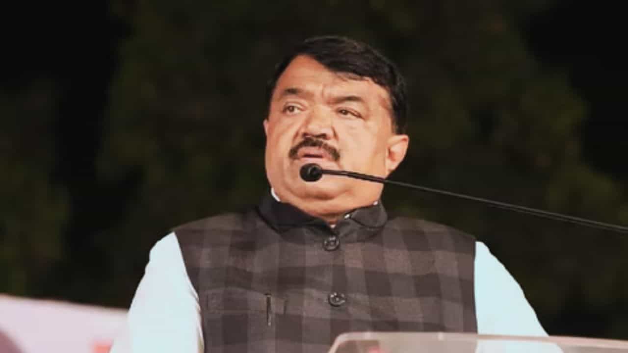 ठाकरे गटातून हकालपट्टी झालेले सुधाकर बडगुजर आज भाजपात, पक्षप्रवेशापूर्वी म्हणाले...