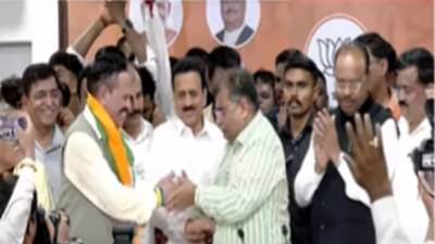 Sudhakar Badgujar : नाराजीनाट्यानंतर सुधाकर बडगुजर यांचा भाजपमध्ये पक्ष प्रवेश