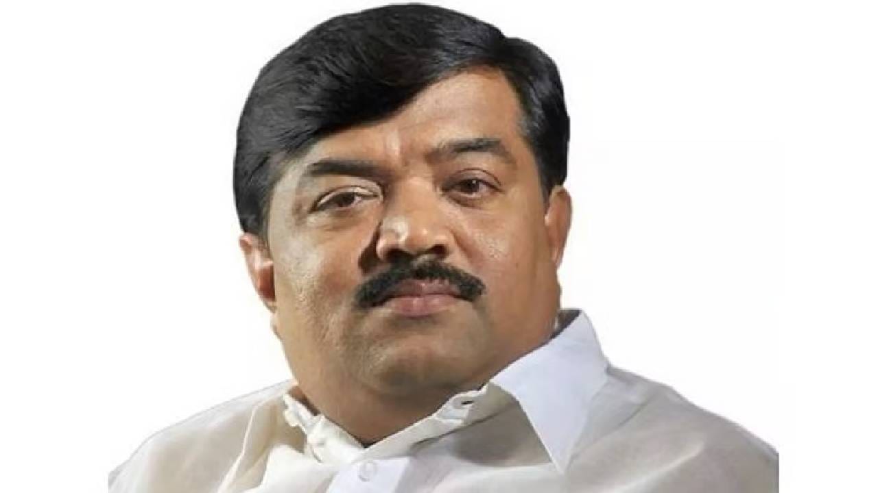 हकालपट्टीने संताप... सुधाकर बडगुजर थेट उद्धव ठाकरेंवर घसरले; नाशिकमध्ये मोठ्या घडामोडी घडणार?