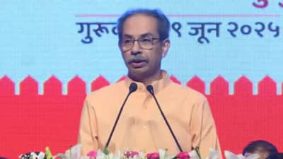 देशाला पंतप्रधान, गृहमंत्र्यांची गरज, घरफोड्यांची नाही...; उद्धव ठाकरेंचा घणाघात