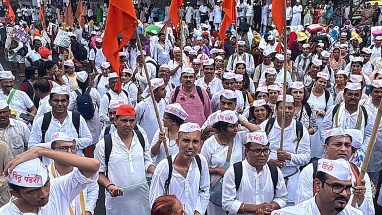 पुण्यातील पालखी सोहळ्यात एआय कॅमेऱ्यांनी मोजली गर्दी, किती लाख वारकरी आले?