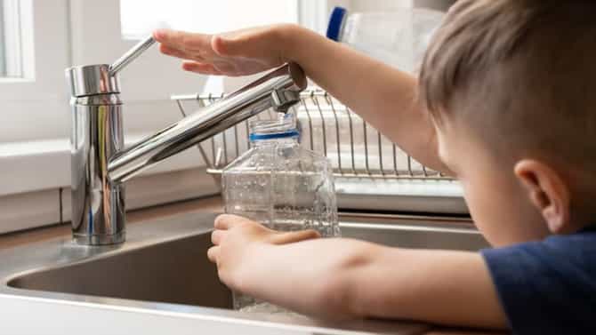 Drinking Water Tips : वॉटर फिल्टरचे पाणी थेट पिताय, थांबा...