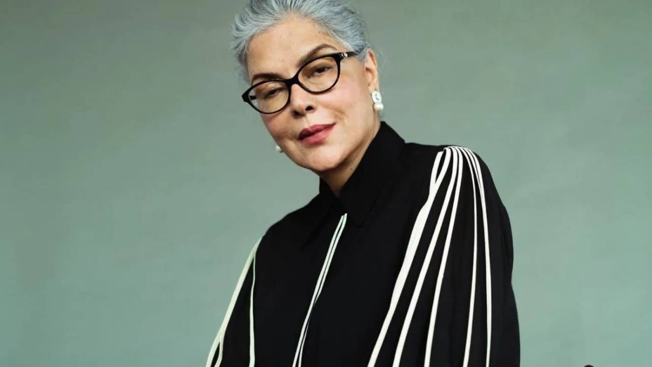 झीनत अमान हे हिंदी चित्रपटसृष्टीतलं खूप प्रसिद्ध नाव आहे. तिचं मन लोकप्रिय अभिनेते आणि चित्रपट निर्माते फिरोज खान यांचा धाकटा भाऊ संजय खानवर जडलं होतं. मात्र त्यावेळी संजय हे विवाहित होते. दोघांनीही नंतर लग्न केले, परंतु एका वर्षाच्या आतच घटस्फोट झाला.