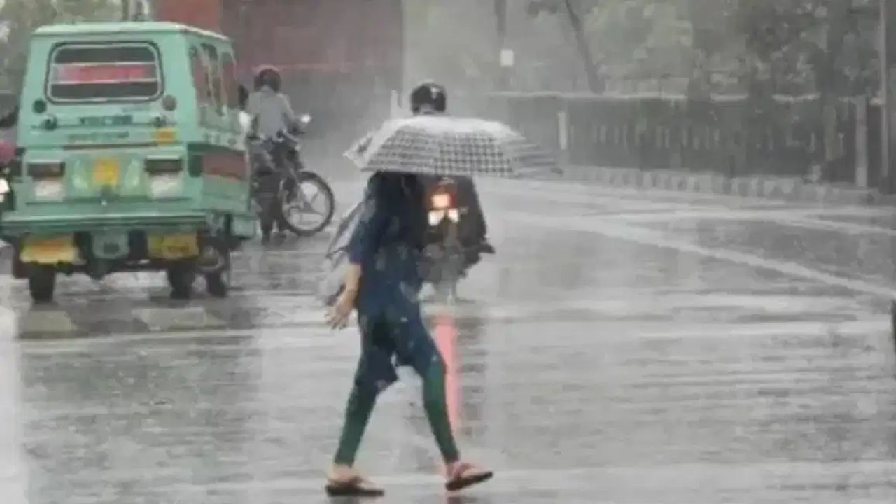 राज्यात यंदा मान्सूनच आगमन वेळेपूर्वीच झालं, राज्यात मान्सून सामान्यपणे 7 जून रोजी दाखल होतो, मात्र यंदा मान्सूनने वेळेपू्र्वीच म्हणजे 25 मे रोजीच एन्ट्री केली होती. त्यानंतर काही दिवस चांगला पाऊस झाला, मात्र मध्येच पावसात खंड पडला.