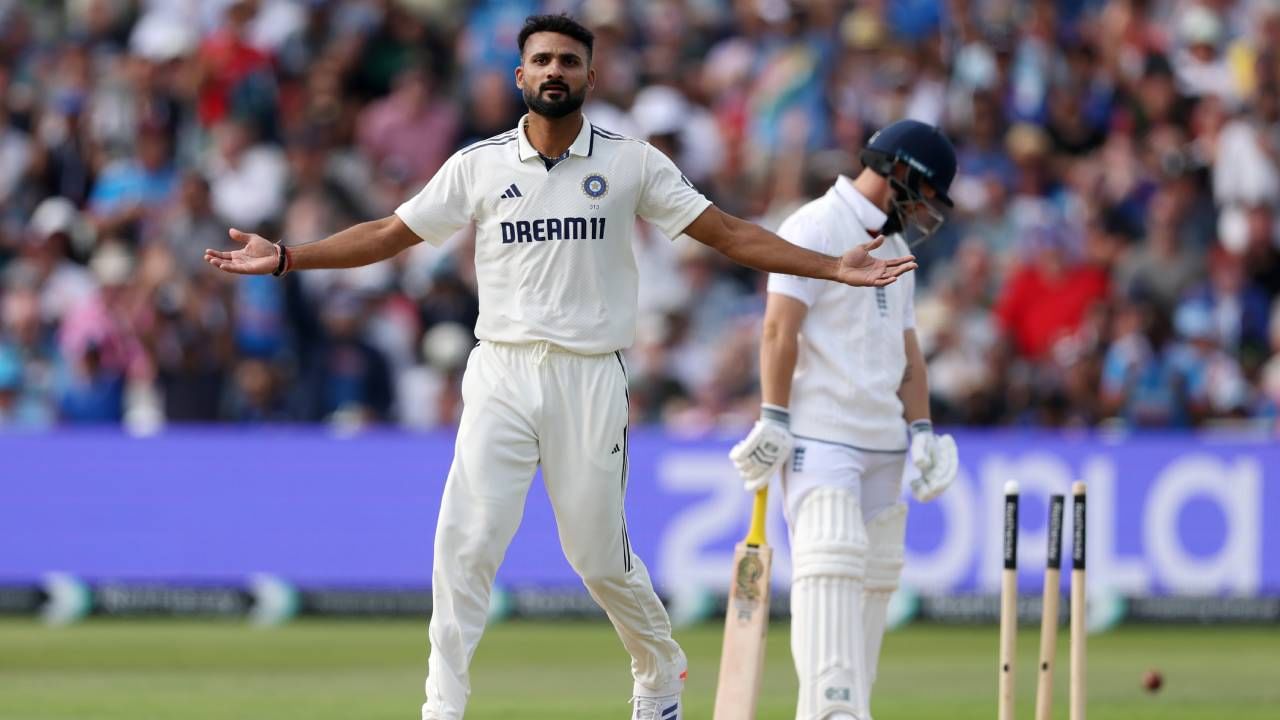 इंग्लंडविरुद्धच्या दुसर्‍या कसोटी सामन्यात आकाश दीपला खेळण्याची संधी आहे. या सामन्यात वर्कलोड व्यवस्थापनामुळे जसप्रिट बुमराह खेळला नाही. पण त्याला लहान वाटले नाही. आकाशदीपने ही संधी सोने केली. (फोटो-बीसीसीआय)
