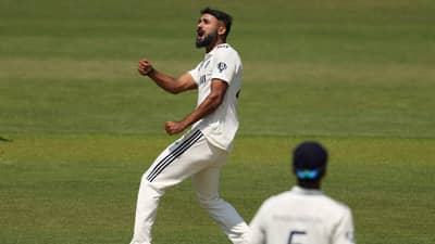 Video : आधीच्या षटकात हॅरी ब्रूकने आकाश दीपला मारले 4,4,6... तरी गिलने दिलं पुढचं षटक आणि...