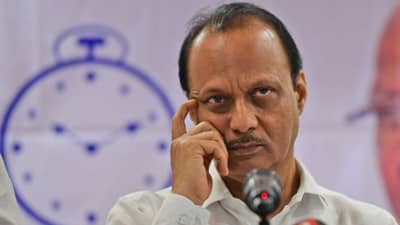 माझी जात आडवी आली म्हणून मंत्रिपद मिळालं नाही, राष्ट्रवादीचा बडा नेता अजितदादांवर नाराज