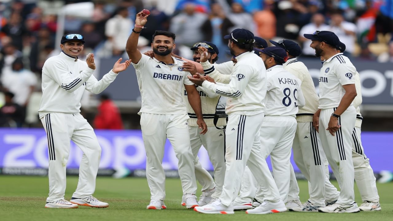 ENG vs IND : आकाश दीपचा पंच, टीम इंडियाचा बर्मिंगहॅममध्ये ऐतिहासिक विजय, इंग्लंडचा 336 धावांनी धुव्वा, मालिकेत बरोबरी ENG vs IND : आकाश दीपचा पंच, टीम इंडियाचा बर्मिंगहॅममध्ये ऐतिहासिक विजय, इंग्लंडचा 336 धावांनी धुव्वा, मालिकेत बरोबरी