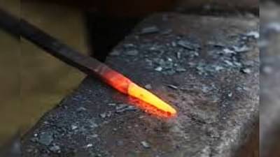 10 दिवसांच्या चिमुकल्याला विळ्याचे 39 चटके; मेळघाटात अंधश्रद्धेचा कळस