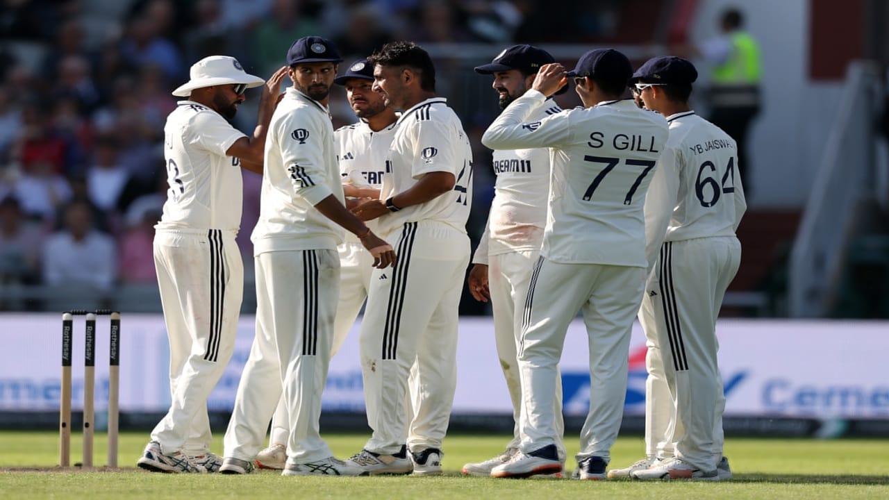 ENG vs IND : इंग्लंड दुसऱ्या दिवशी वरचढ, मँचेस्टरमध्ये 225 धावा, टीम इंडिया मोठी आघाडी घेण्यापासून रोखणार? ENG vs IND : इंग्लंड दुसऱ्या दिवशी वरचढ, मँचेस्टरमध्ये 225 धावा, टीम इंडिया मोठी आघाडी घेण्यापासून रोखणार?