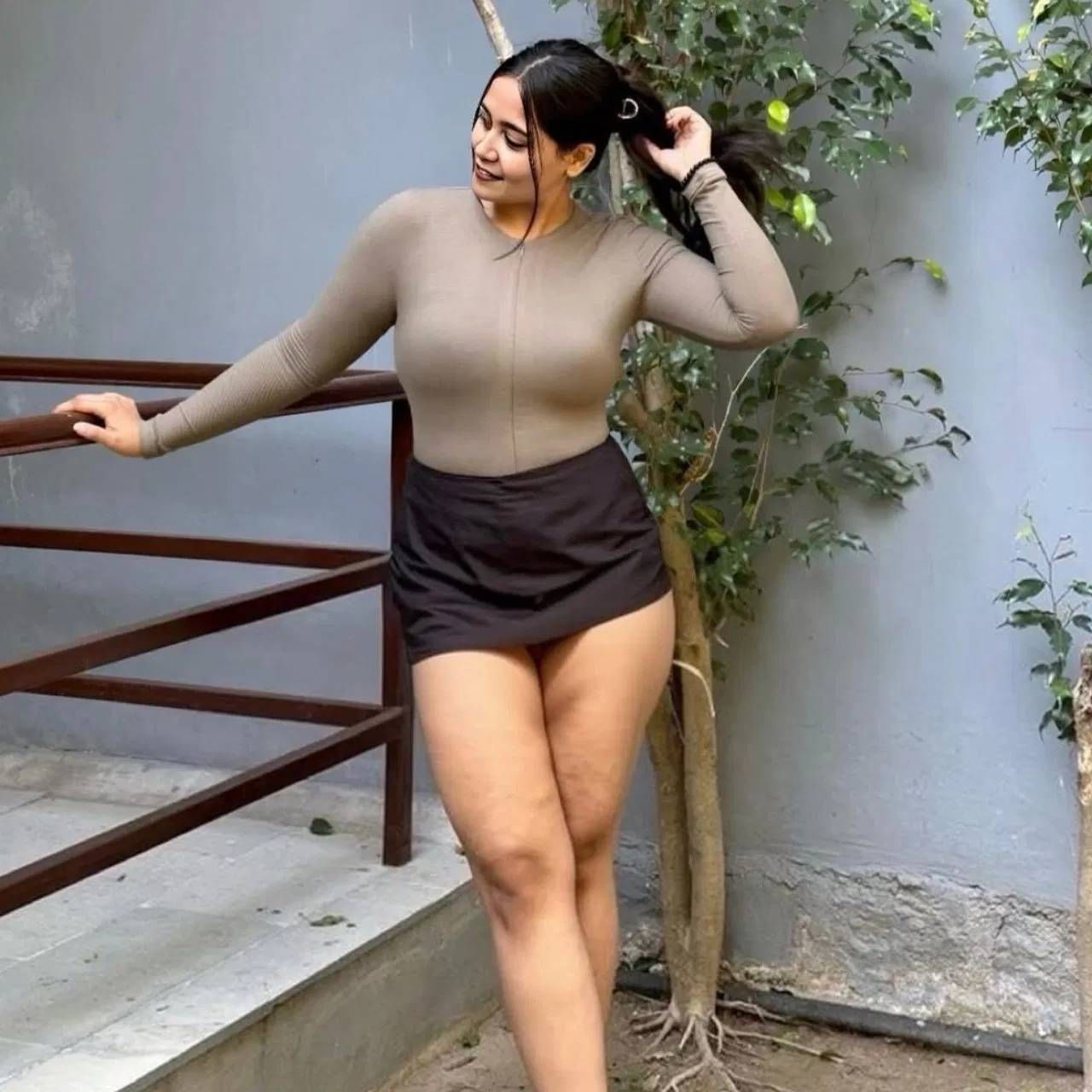 सुमारे दोन वर्षांपूर्वी अर्चिताने तिच्या भूतकाळाबाबत एक भावनिक पोस्ट शेअर केली होती. तिने लिहिले होते की, "भूतकाळ तुमची ओळख ठरवत नाही." अर्चिताने सांगितले की, तिला भारतात 6 वर्षे देहव्यापारात घालवावी लागली आणि प्रचंड हिम्मत गोळा करून ती त्यातून बाहेर पडली.