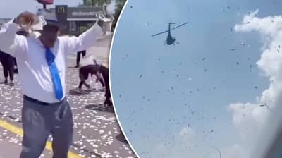 अंत्यसंस्कार चालू असल्याने लोक रडत होते, तेवढ्यात आकाशातून पैशांचा पाऊस झाला, लोक आनंदाने वेडे झाले