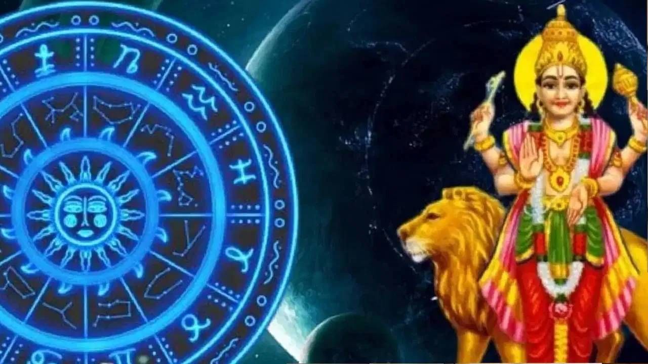 चंद्र हा पृथ्वीला प्रकाश आणि ऊर्जा देणारा एक महत्त्वाचा स्रोत आहे. सूर्याच्या प्रकाशाला परावर्तित करून चंद्र पृथ्वीला उजळवतो. जन्मकुंडलीतही चंद्र ग्रहाला विशेष महत्त्व आहे. हा एक शुभ ग्रह मानला जातो, जो 12 राशींच्या मन, मानसिक स्थिती, स्वभाव, विचार आणि मातेशी असलेल्या नात्याशी जवळचा संबंध ठेवतो. ज्या व्यक्तींवर चंद्रदेवाची कृपा असते, त्यांचे त्यांच्या मातेशी संबंध चांगले राहतात. याशिवाय त्यांचा स्वभाव मृदु होतो आणि मन स्थिर राहते.