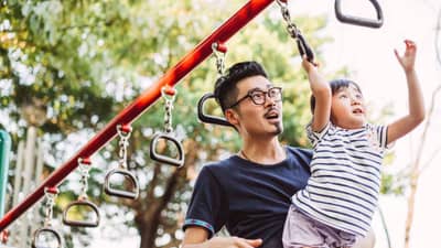 बाप रे बाप... बाप व्हायचंय? या ठिकाणी मिळतेय 30 दिवसांची सुट्टी, थेट खात्यात रक्कम; कुणी केलीय घोषणा?