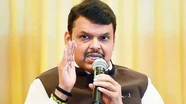 Devendra Fadnavis : महादेव मुंडे हत्या प्रकरण विधानसभेत; मुख्यमंत्र्यांनी दिली मोठी माहिती Devendra Fadnavis : महादेव मुंडे हत्या प्रकरण विधानसभेत; मुख्यमंत्र्यांनी दिली मोठी माहिती
