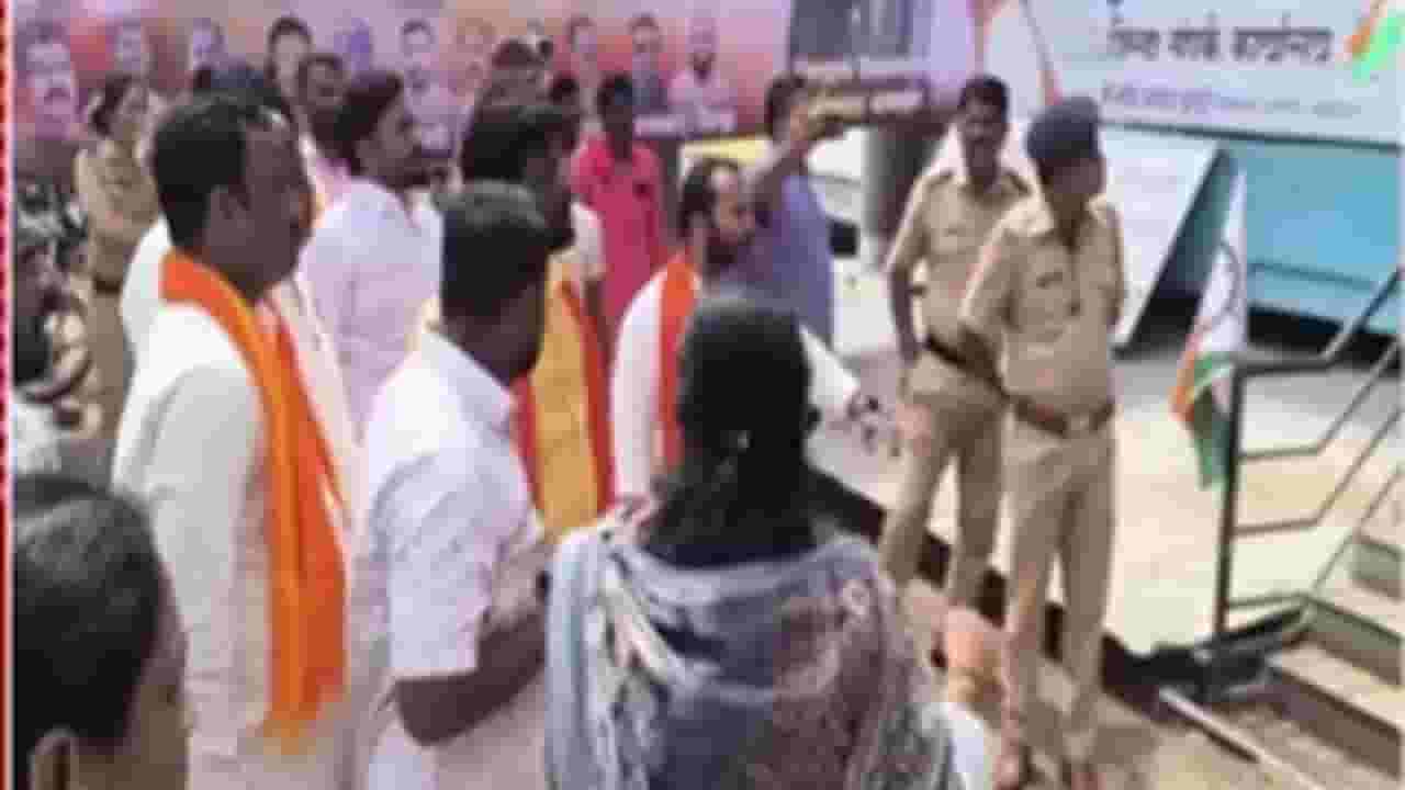 Dharashiv News : अजित पवारांचे बॅनर फाडले; धाराशिवमध्ये छावा संघटनेचे कार्यकर्ते आक्रमक