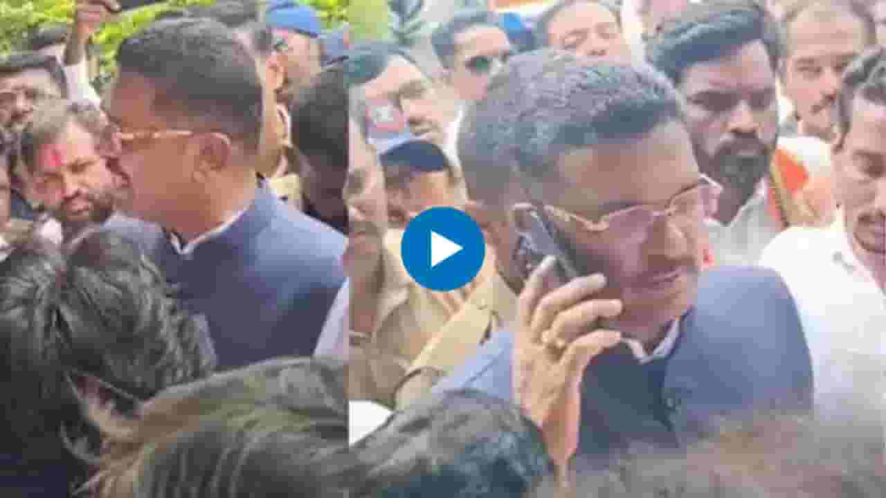 Dharashiv : मराठा कार्यकर्ते आणि मंत्री सरनाईक यांच्यात शाब्दिक चकमक, पाहा VIDEO
