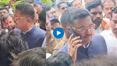 Dharashiv : मराठा कार्यकर्ते आणि मंत्री सरनाईक यांच्यात शाब्दिक चकमक, पाहा VIDEO