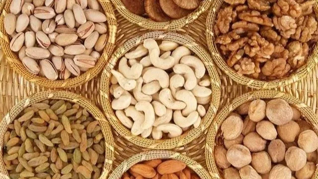 मुलांसाठी ड्रायफ्रूट्स किती आणि कसे द्यावेत? जाणून घ्या योग्य प्रमाण, वेळ आणि पद्धत