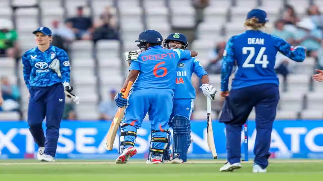 WENG vs WIND : महिला ब्रिगेड सामन्यासह मालिका विजयासाठी सज्ज, इंग्लंड दुसऱ्या वनडेत भारताला रोखणारं? WENG vs WIND : महिला ब्रिगेड सामन्यासह मालिका विजयासाठी सज्ज, इंग्लंड दुसऱ्या वनडेत भारताला रोखणारं?