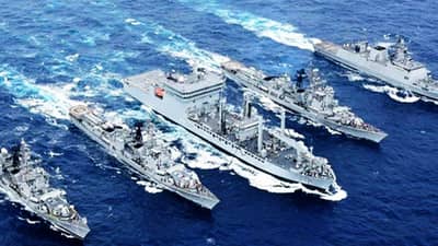 जगातील 10 मोठ्या नौदलांच्या यादीत भारत कुठे? पाकिस्तानचा कितवा नंबर? जाणून घ्या