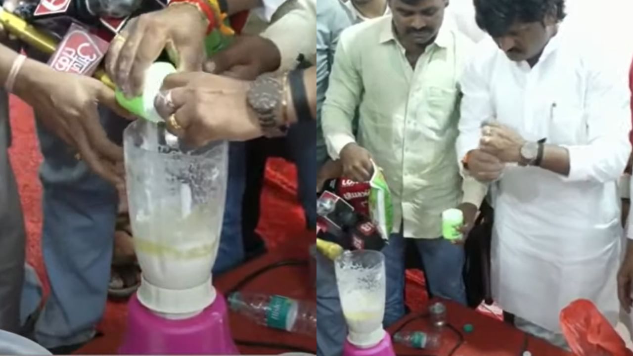 सावधान! तुमच्या घरी चुना, तेल टाकलेलं दूध येतंय... सरकारमधील आमदाराने प्रात्यक्षिक दाखवत दिला घरचा आहेर, पाहा VIDEO सावधान! तुमच्या घरी चुना, तेल टाकलेलं दूध येतंय... सरकारमधील आमदाराने प्रात्यक्षिक दाखवत दिला घरचा आहेर, पाहा VIDEO